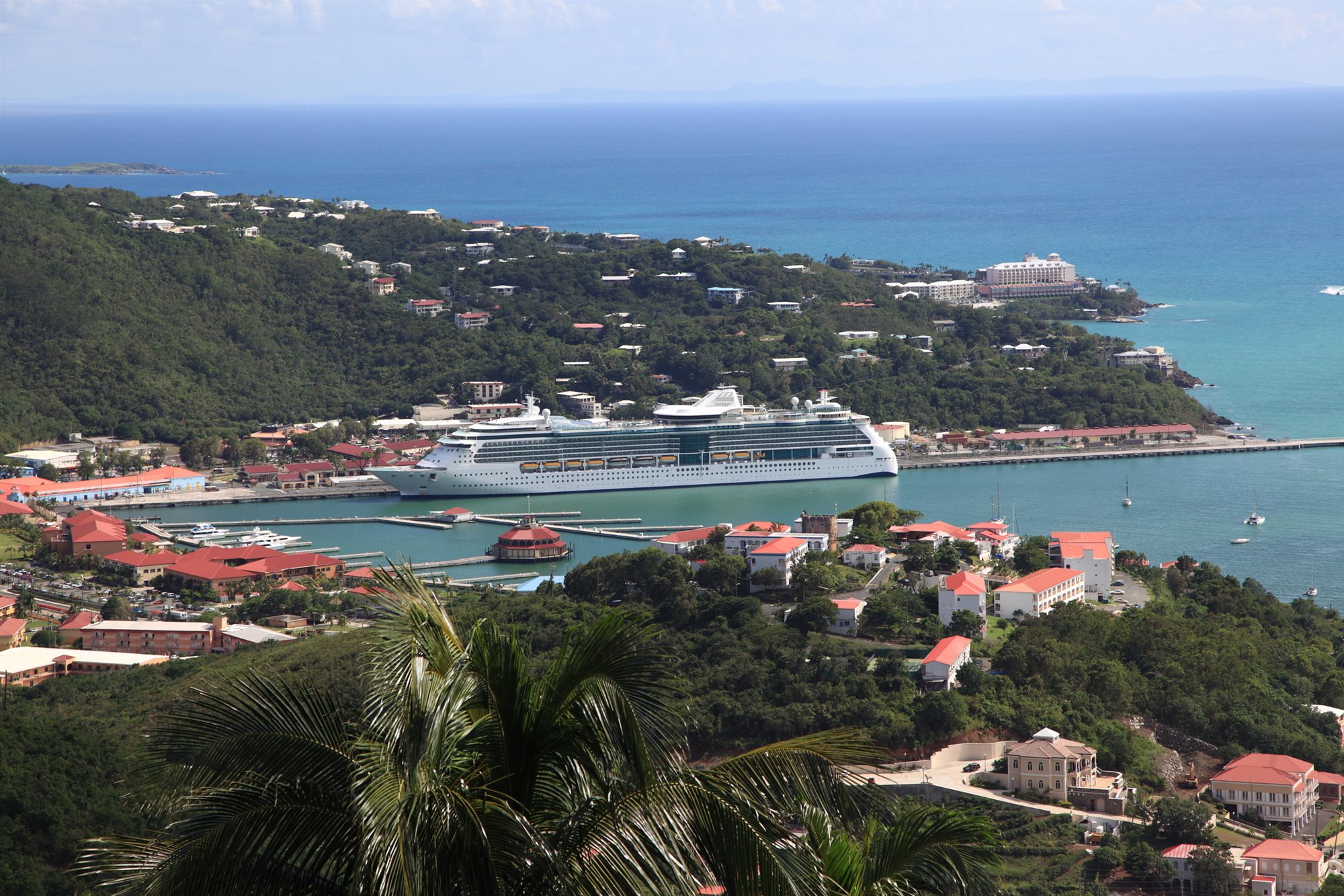 College & Student Cruises &mdash; Worldwide